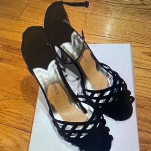 Black Women's Heels